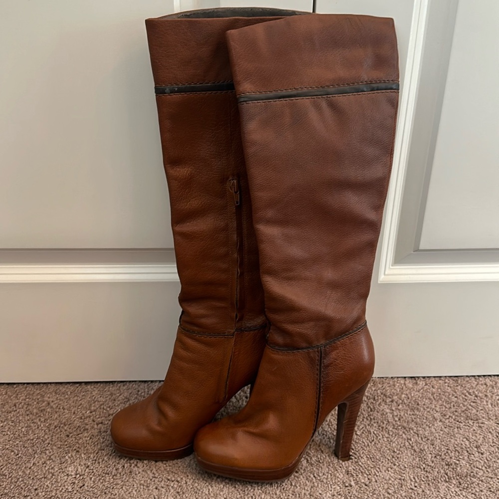 Jessica Simpson Yindly Boot size 6.5